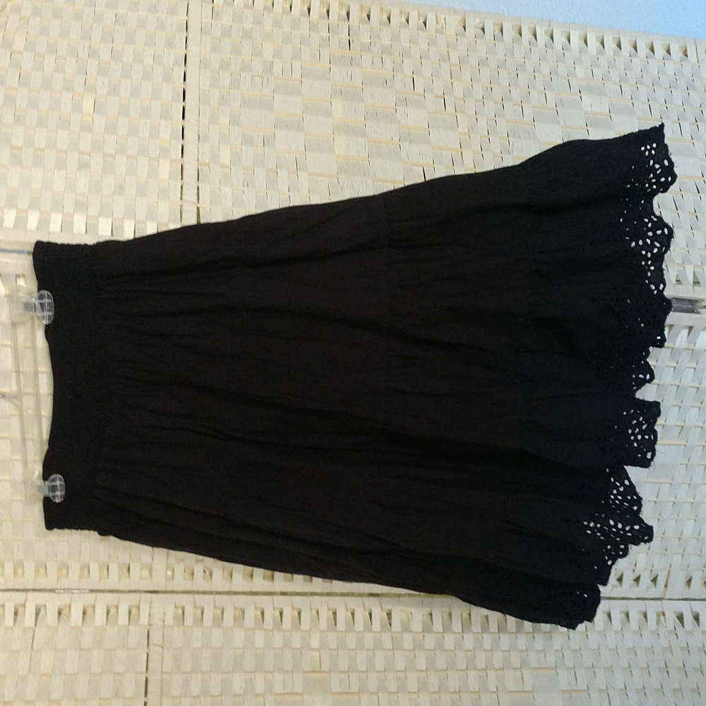 Eyelet skirt  XL